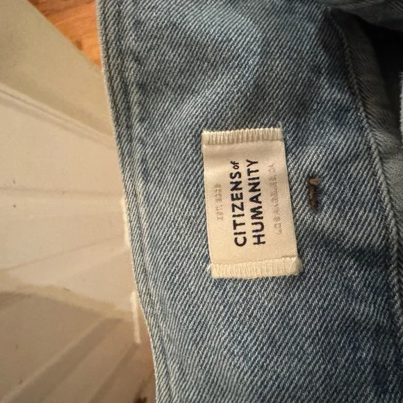 Citizens Of Humanity Pale Blue Boyfriend Pleated Wide-Leg Jeans - Picture 2 of 5